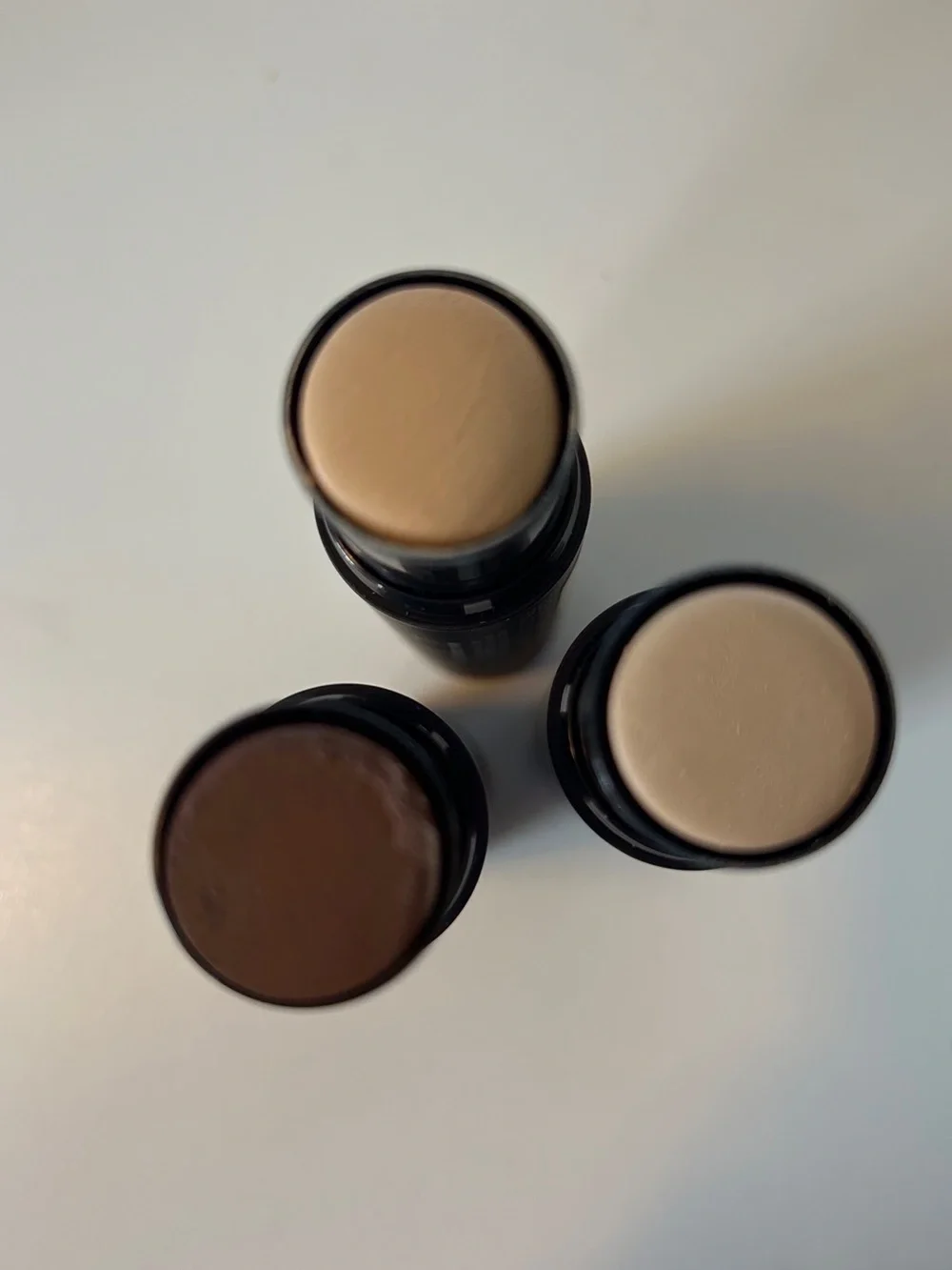 NARS compact black